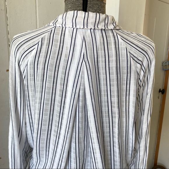 BDG for UO Tie Front Stripe Over Blouse Top - Picture 7 of 12